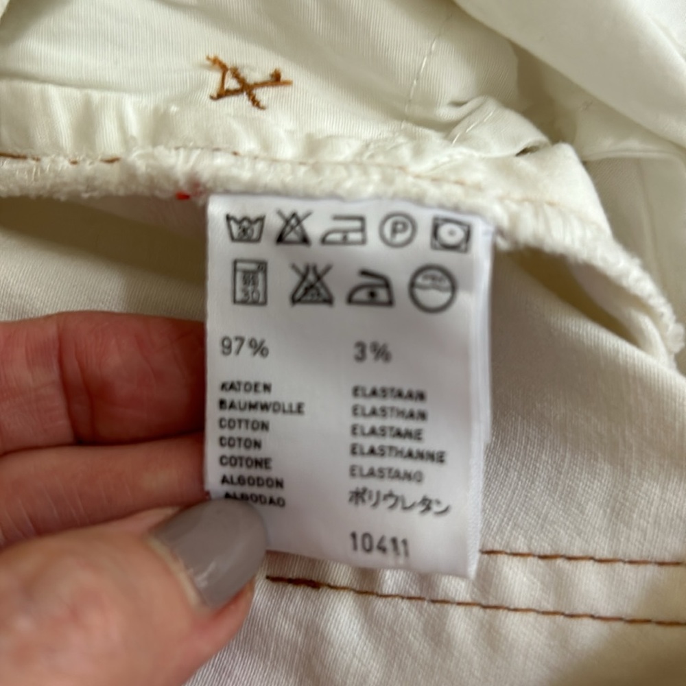 Vintage Oilily white cotton A-line skirt with embellished stitching. - Picture 11 of 12